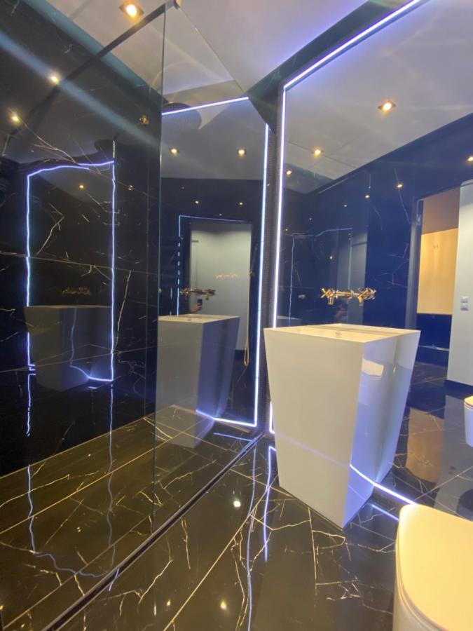 Apartament Z Widokiem Na Kazimierz/Forum Przestrzenie Apartment Krakow Bagian luar foto