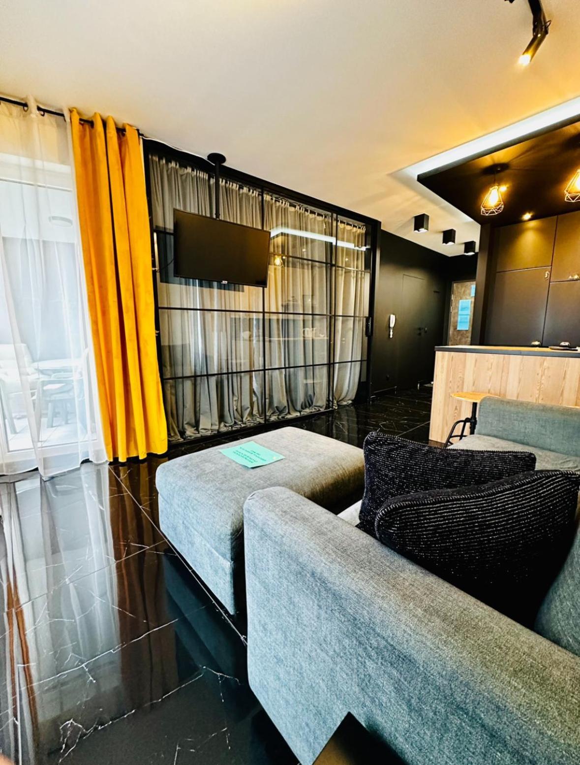 Apartament Z Widokiem Na Kazimierz/Forum Przestrzenie Apartment Krakow Bagian luar foto